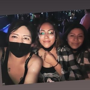 Meet your Posher, Cadenita